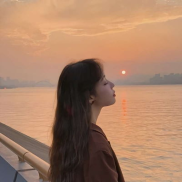 女生晚霞背影头像,唯美女生背影头像精选集”
