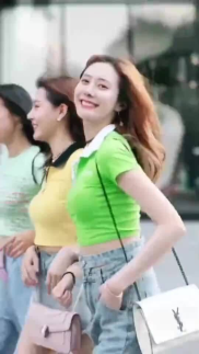 几位美丽的小姐姐,揭秘几位小姐姐的美丽传奇”